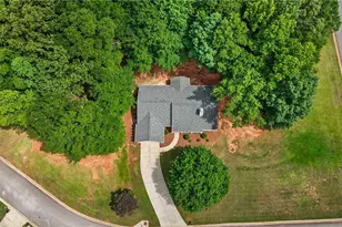 1374 Lance Cir, Winder, GA 30680 - Photo 31