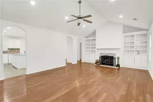 1374 Lance Cir, Winder, GA 30680 - Photo 7