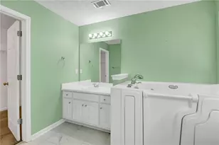 1374 Lance Cir, Winder, GA 30680 - Photo 21