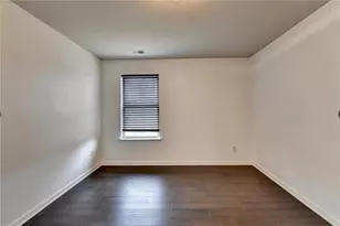 1376 Castleberry Dr, Buford, GA 30518 - Photo 5