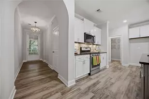 7310 Lowery Oak Dr, Roswell, GA 30075 - Photo 3