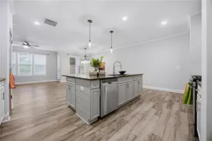 7310 Lowery Oak Dr, Roswell, GA 30075 - Photo 11