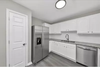 360 Parkway Road, Union City, GA 30291 - Photo 11
