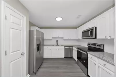 360 Parkway Road, Union City, GA 30291 - Photo 9