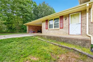130 Sage Dr, Carrollton, GA 30116 - Photo 3