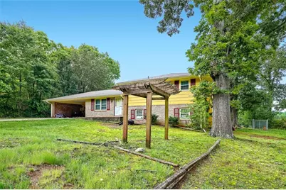 130 Sage Drive, Carrollton, GA 30116 - Photo 1
