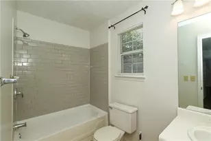 6560 Emerald Pointe, Atlanta, GA 30349 - Photo 9
