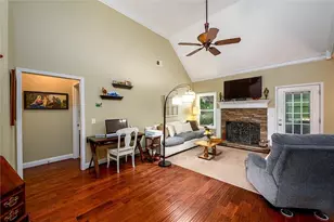 9390 Resort Cir, Gainesville, GA 30506 - Photo 5