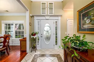 9390 Resort Cir, Gainesville, GA 30506 - Photo 3