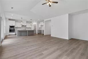 69 Stanley Dr, Winder, GA 30680 - Photo 5