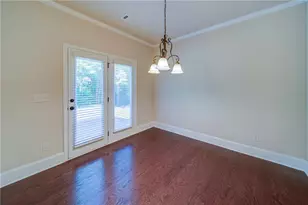 1040 Delo Ln, Cumming, GA 30041 - Photo 9