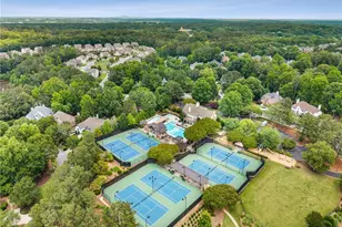 9345 Nesbit Lakes Dr, Alpharetta, GA 30022 - Photo 81