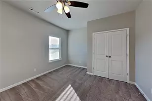 154 Canvas Ives Dr, Lawrenceville, GA 30045 - Photo 17