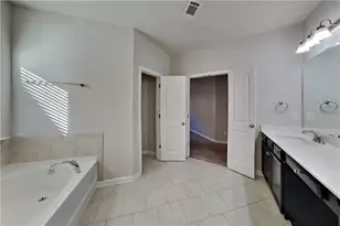 154 Canvas Ives Dr, Lawrenceville, GA 30045 - Photo 11