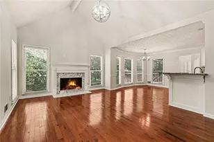 977 Sunny Glenn Ct, Lawrenceville, GA 30043 - Photo 3