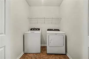977 Sunny Glenn Ct, Lawrenceville, GA 30043 - Photo 21