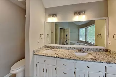 2100 Glenridge Court, Marietta, GA 30062 - Photo 9