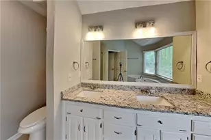 2100 Glenridge Ct, Marietta, GA 30062 - Photo 9