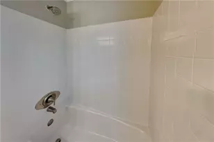 2100 Glenridge Ct, Marietta, GA 30062 - Photo 15