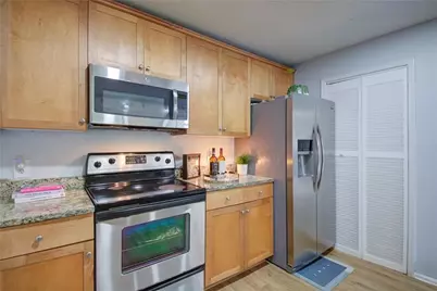 2657 Lenox Road NE #213, Atlanta, GA 30324 - Photo 13