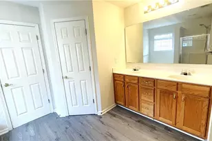 1465 Leisure Lake Dr, Lawrenceville, GA 30044 - Photo 11