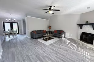5285 Sugar Crest Dr, Sugar Hill, GA 30518 - Photo 5