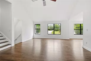5077 Ravenwood Dr, Marietta, GA 30066 - Photo 3