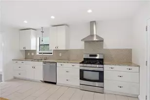 5077 Ravenwood Dr, Marietta, GA 30066 - Photo 11