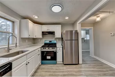 574 Glendale Road, Scottdale, GA 30079 - Photo 11