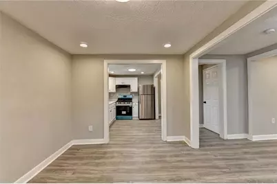 574 Glendale Road, Scottdale, GA 30079 - Photo 9