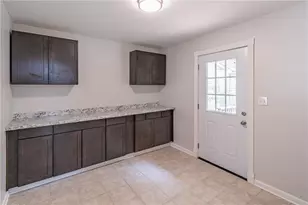 5022 Green Oak Dr SW, Lilburn, GA 30047 - Photo 33