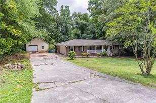5022 Green Oak Dr SW, Lilburn, GA 30047 - Photo 3
