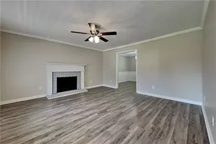 1275 Shamrock Hill Cir, Loganville, GA 30052 - Photo 3
