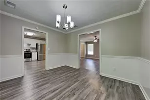 1275 Shamrock Hill Cir, Loganville, GA 30052 - Photo 5