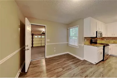 2671 Ashley Drive N, Marietta, GA 30064 - Photo 7