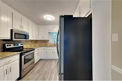 2671 Ashley Drive N, Marietta, GA 30064 - Photo 5