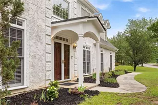 1841 Lake Cove Dr SW, Atlanta, GA 30331 - Photo 3