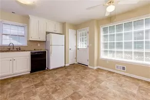 2890 Carrollton Ct, Marietta, GA 30066 - Photo 13