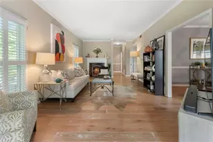 5201 Glenridge Dr NE, Sandy Springs, GA 30342 - Photo 5