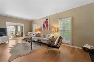 5201 Glenridge Dr NE, Sandy Springs, GA 30342 - Photo 3