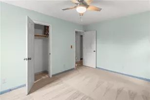 2160 Deer Oaks Trail, Lawrenceville, GA 30044 - Photo 19