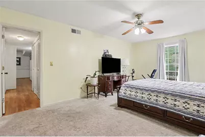 6851 Roswell Road #D17, Atlanta, GA 30328 - Photo 15