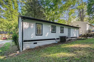 836 Bolton Rd, Atlanta, GA 30331 - Photo 23
