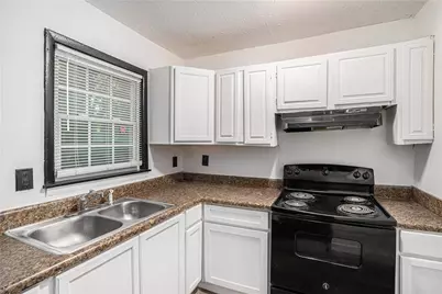 836 Bolton Road, Atlanta, GA 30331 - Photo 7