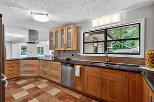 2678 Hummingbird Dr, Duluth, GA 30096 - Photo 9