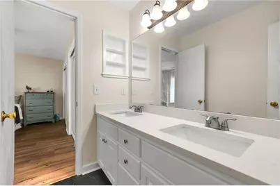 557 Picketts Bend Court, Marietta, GA 30008 - Photo 17