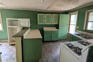 1524 N Hill St, Griffin, GA 30223 - Photo 29