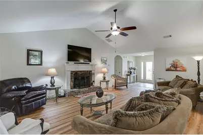810 Brandon Drive, Winder, GA 30680 - Photo 5