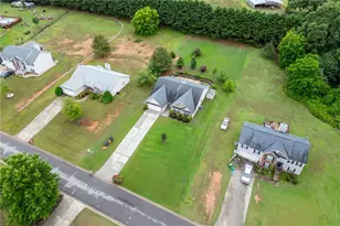 810 Brandon Dr, Winder, GA 30680 - Photo 37