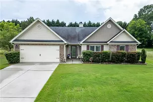810 Brandon Dr, Winder, GA 30680 - Photo 1